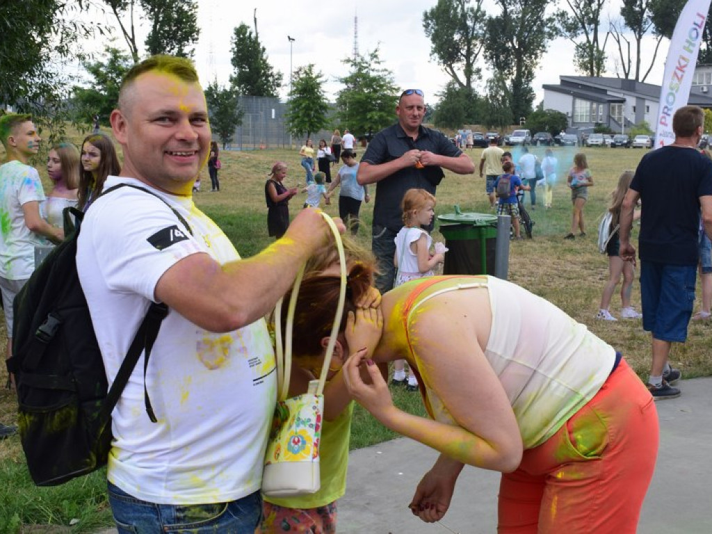 Frekwencyjny sukces Holi Festiwalu w Łowiczu
