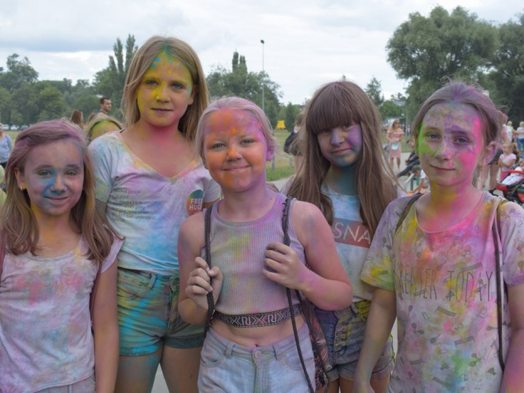 Frekwencyjny sukces Holi Festiwalu w Łowiczu