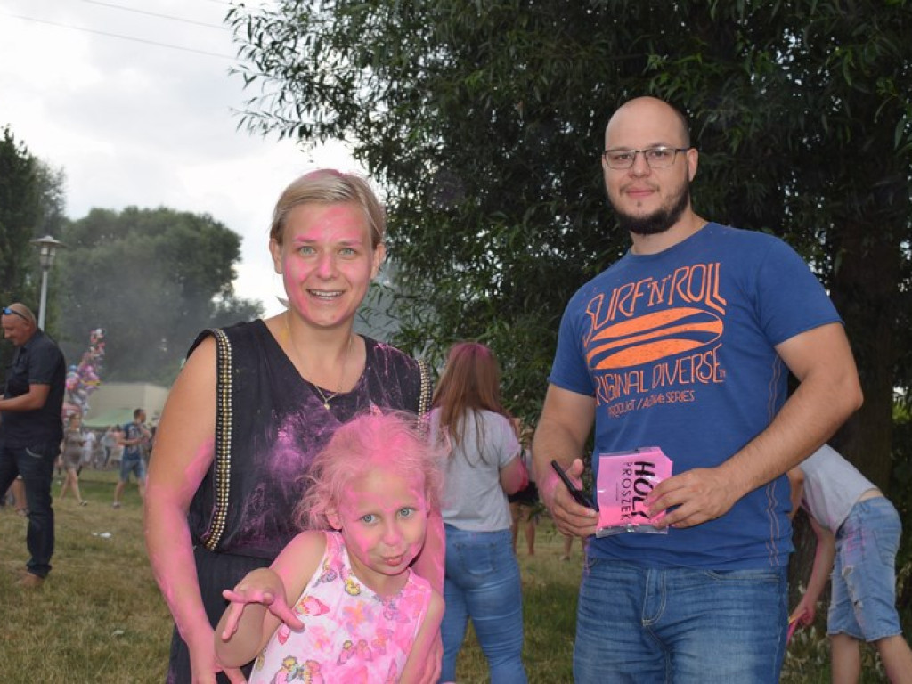 Frekwencyjny sukces Holi Festiwalu w Łowiczu