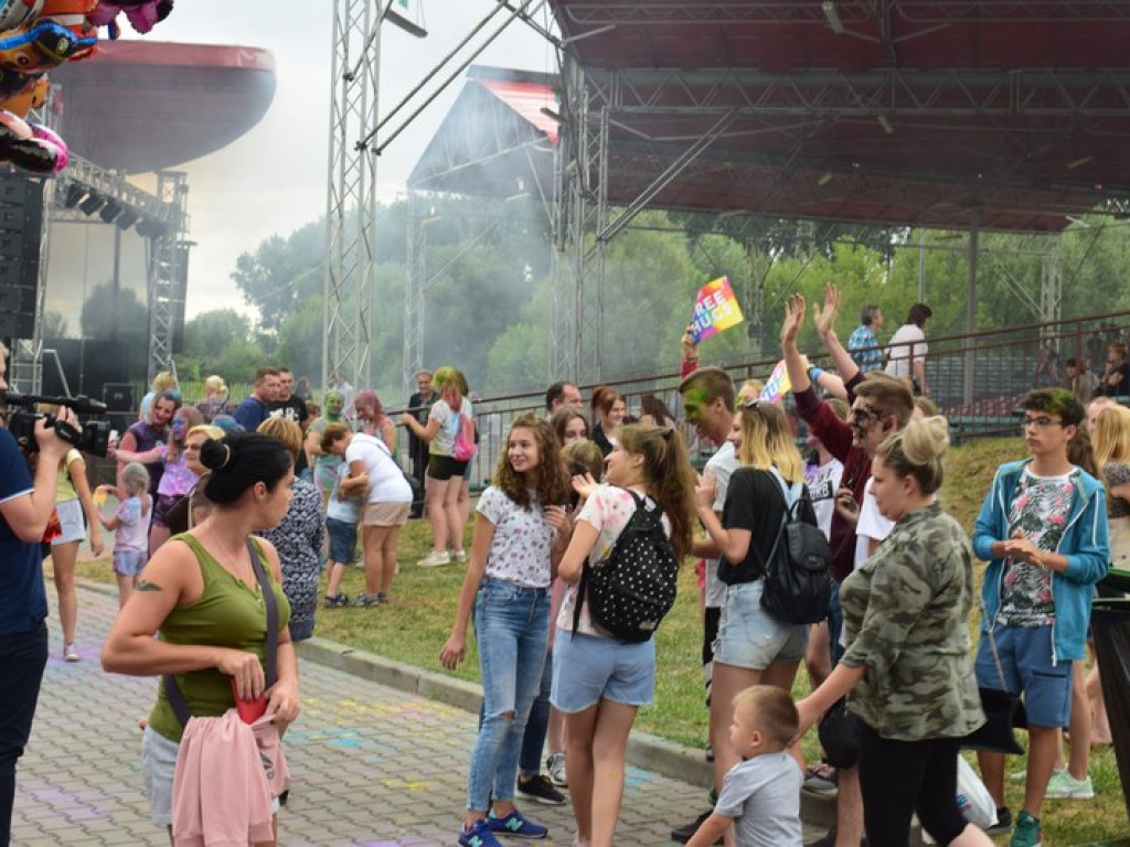 Frekwencyjny sukces Holi Festiwalu w Łowiczu