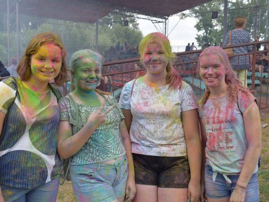 Frekwencyjny sukces Holi Festiwalu w Łowiczu