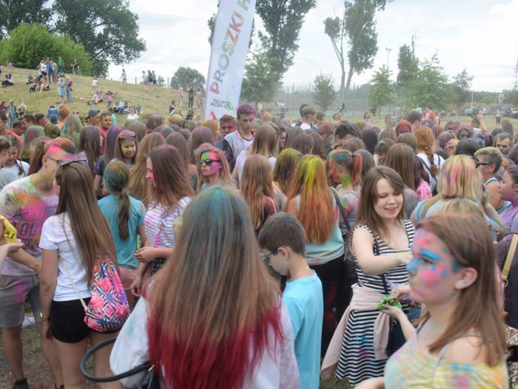 Frekwencyjny sukces Holi Festiwalu w Łowiczu