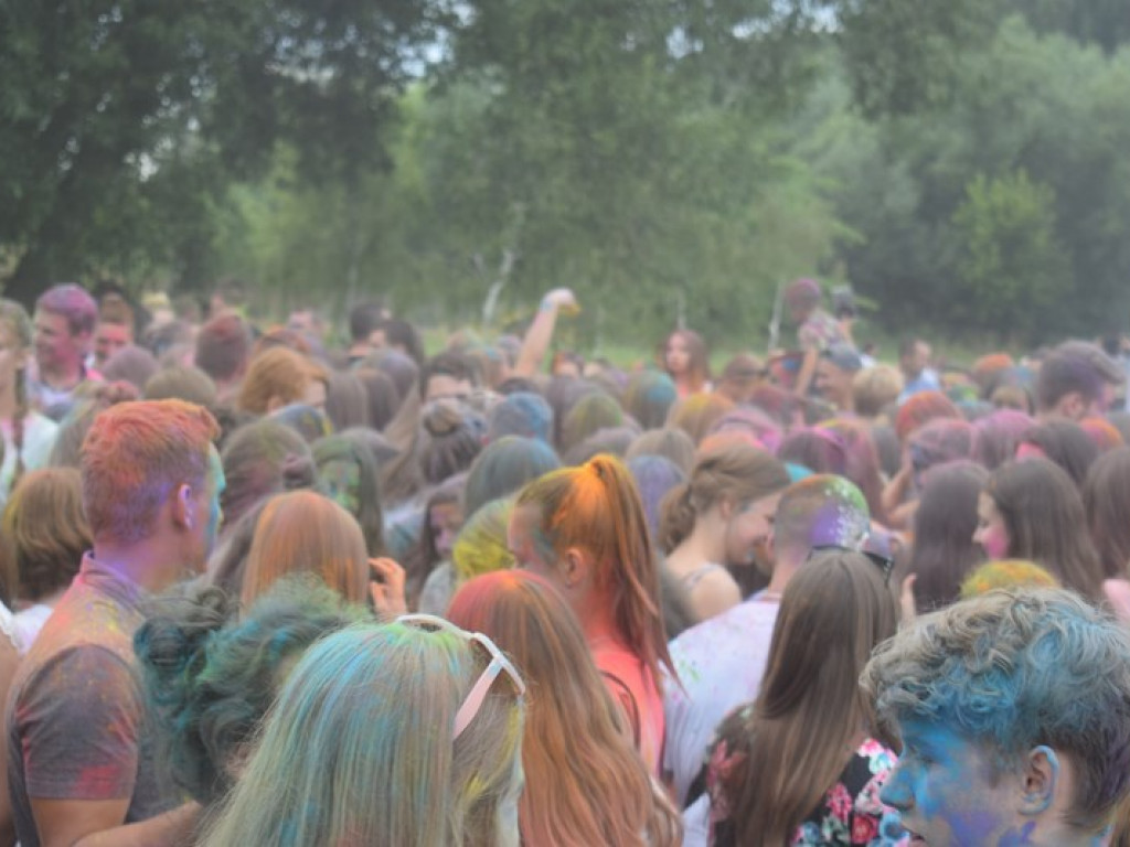 Frekwencyjny sukces Holi Festiwalu w Łowiczu