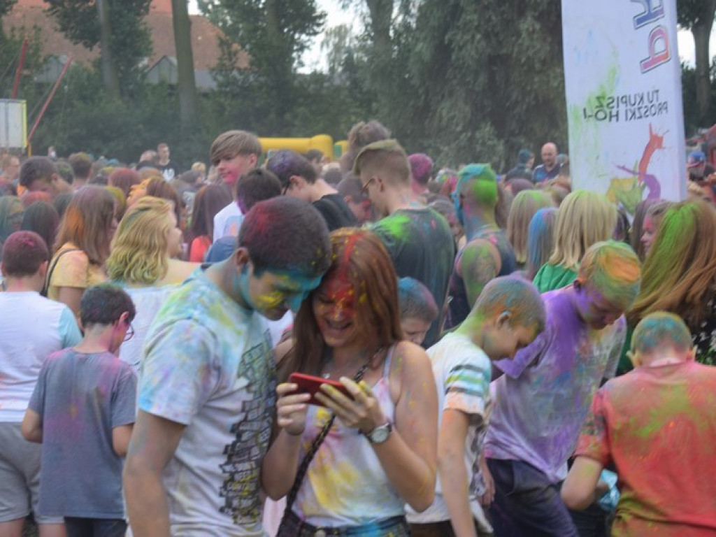 Frekwencyjny sukces Holi Festiwalu w Łowiczu