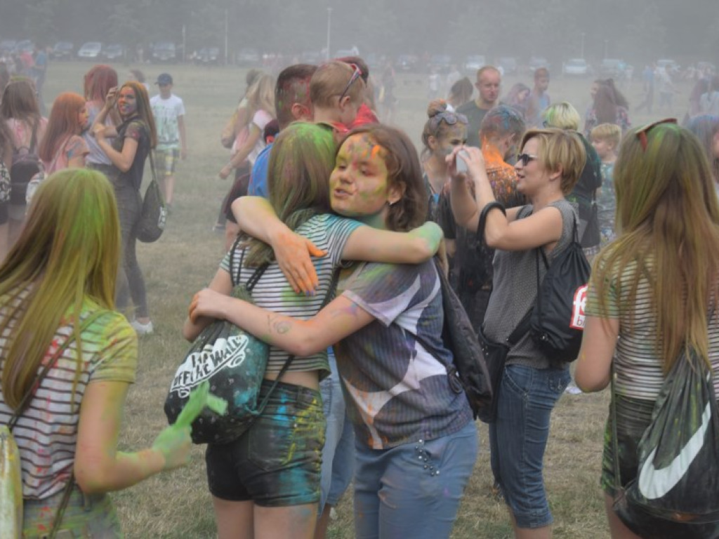 Frekwencyjny sukces Holi Festiwalu w Łowiczu