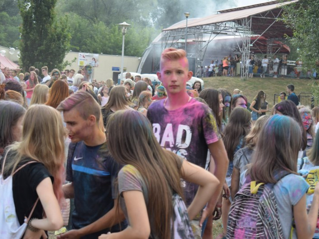Frekwencyjny sukces Holi Festiwalu w Łowiczu