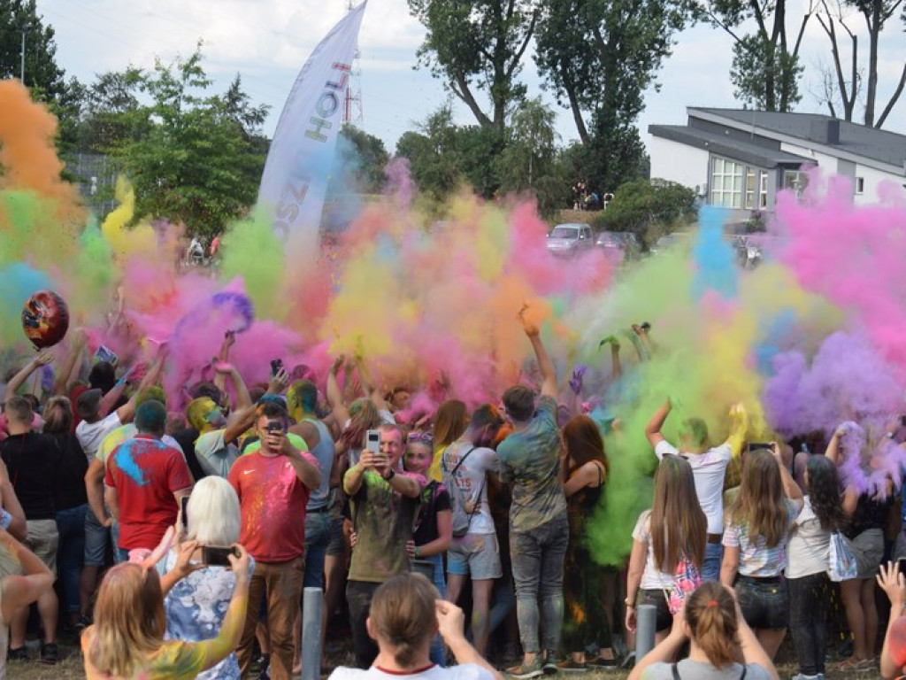 Frekwencyjny sukces Holi Festiwalu w Łowiczu