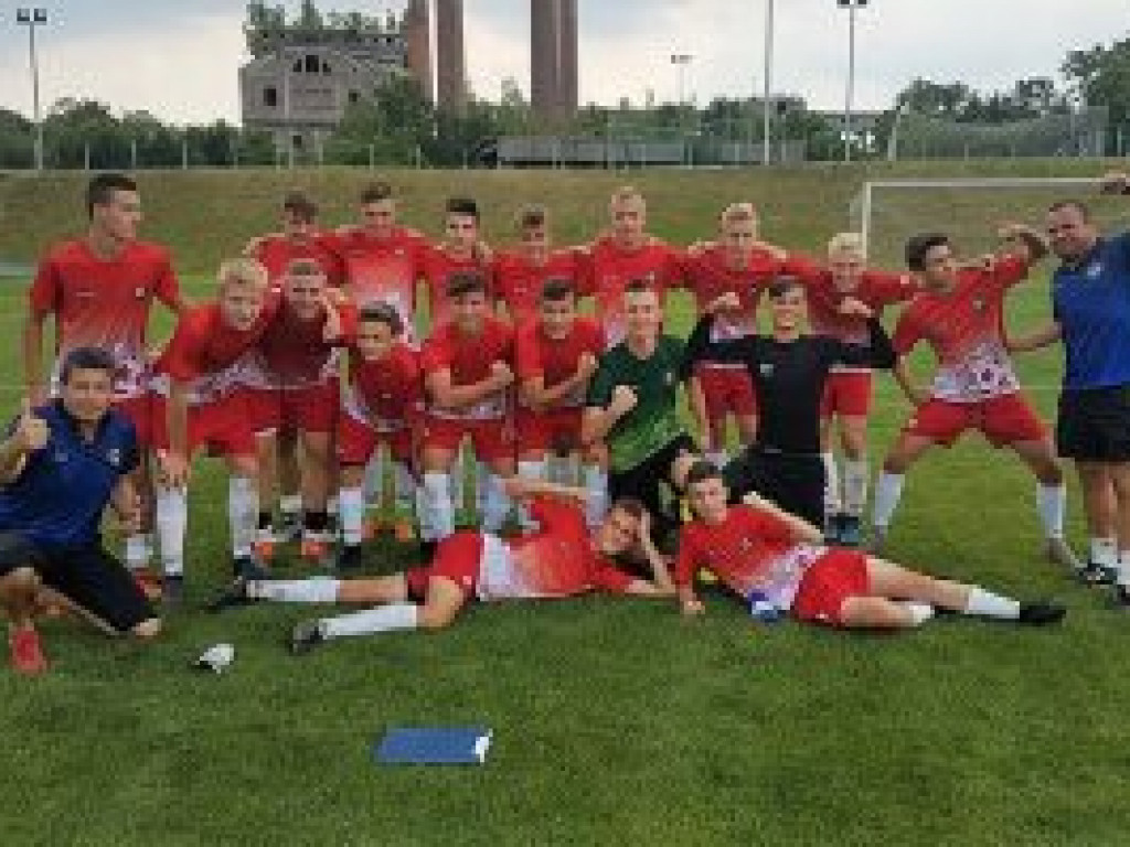 Sukces zawodników z MUKS Pelikan w XXIV OOM