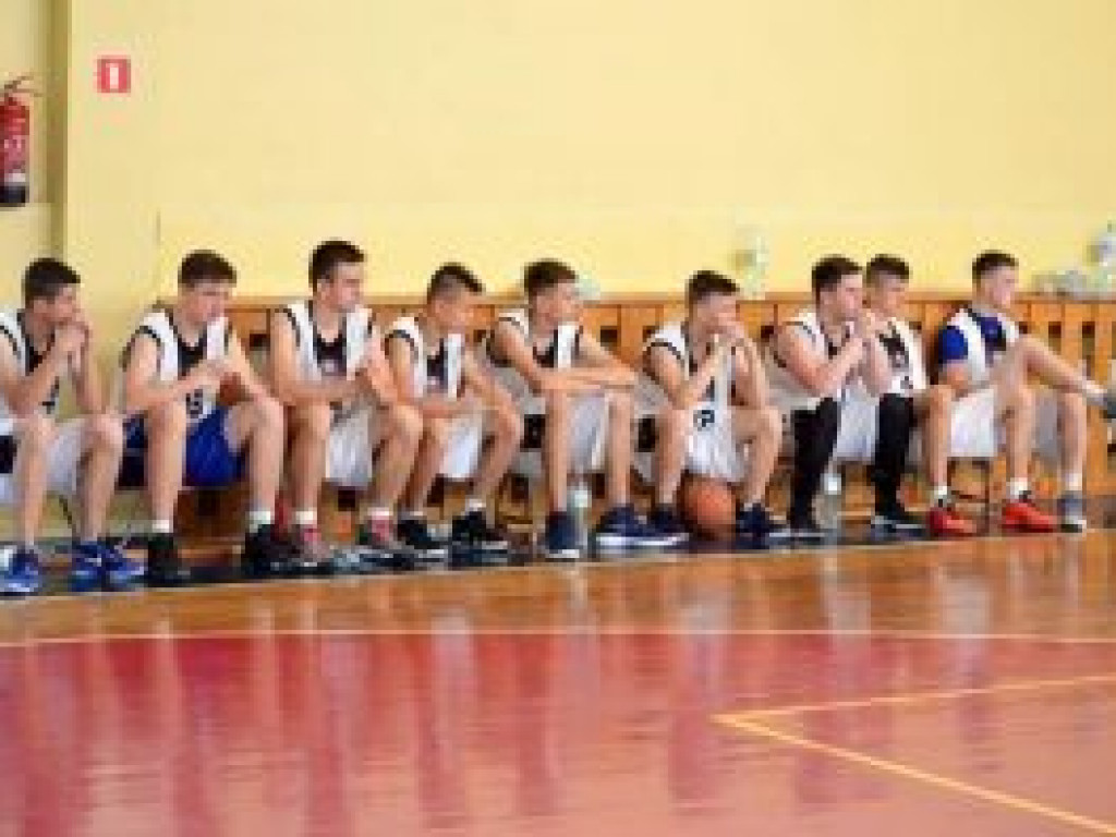 Nowe doświadczenia juniorów Księżaka-2001 w Gnieźnie