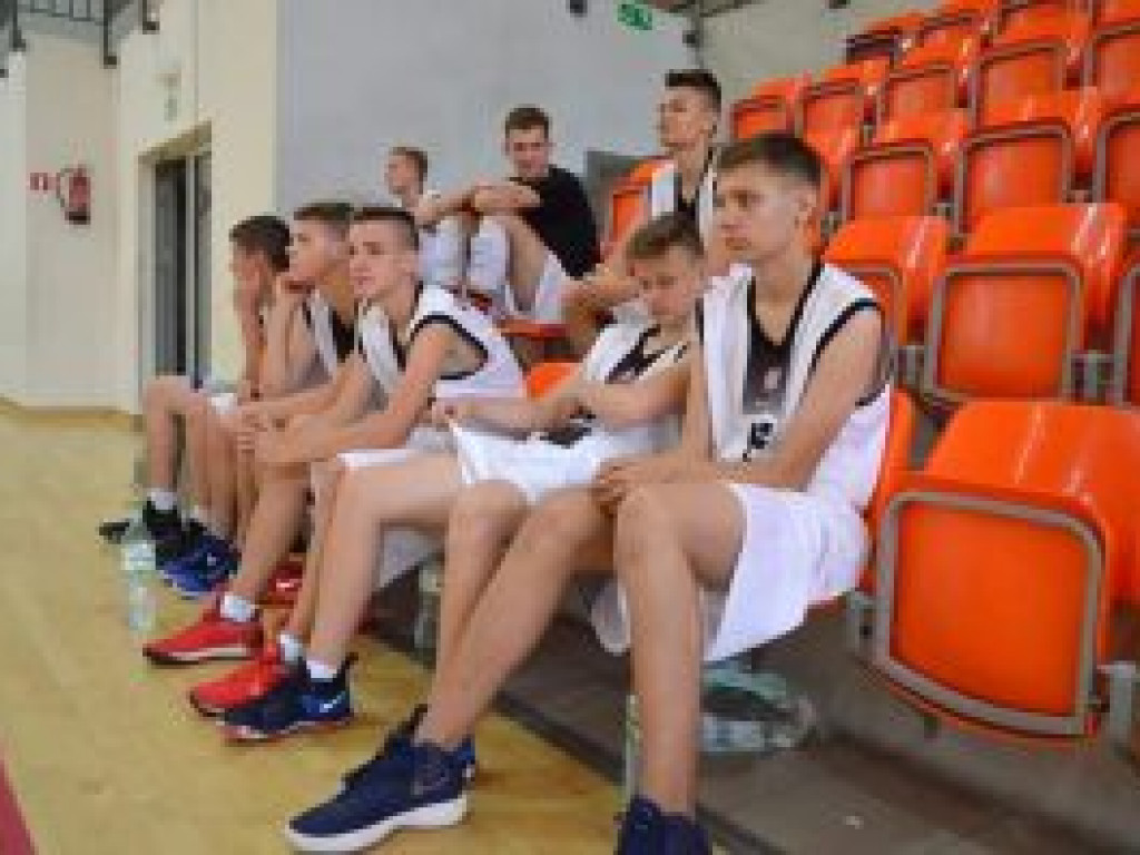 Nowe doświadczenia juniorów Księżaka-2001 w Gnieźnie