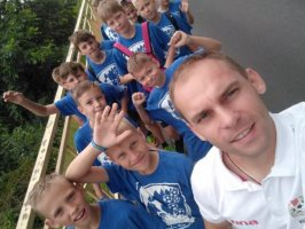 W Dzierżoniowie trenują sportowcy z UKS AP Champions Łowicz