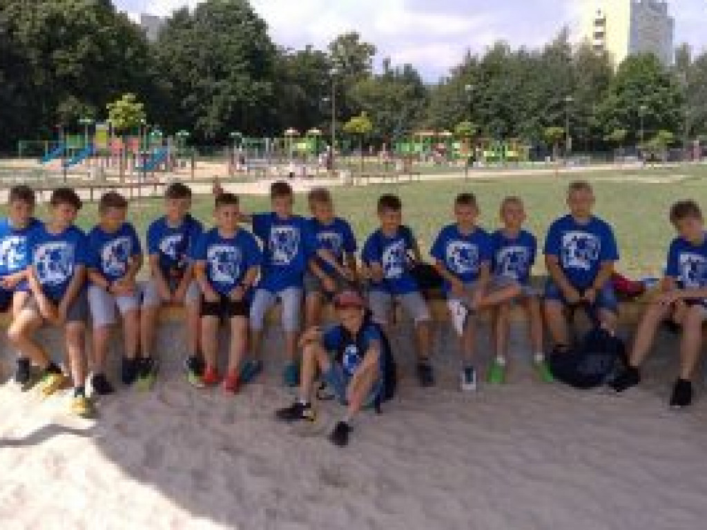 W Dzierżoniowie trenują sportowcy z UKS AP Champions Łowicz