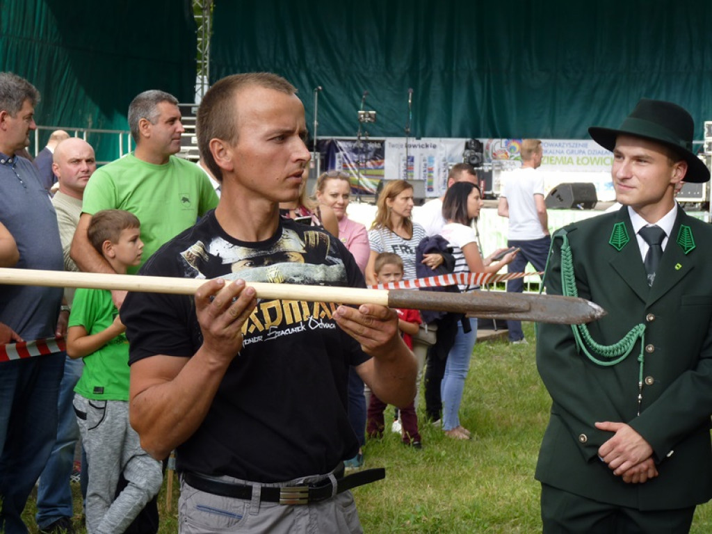 Świetna zabawa na Dniu Kiernozkiego Dzika