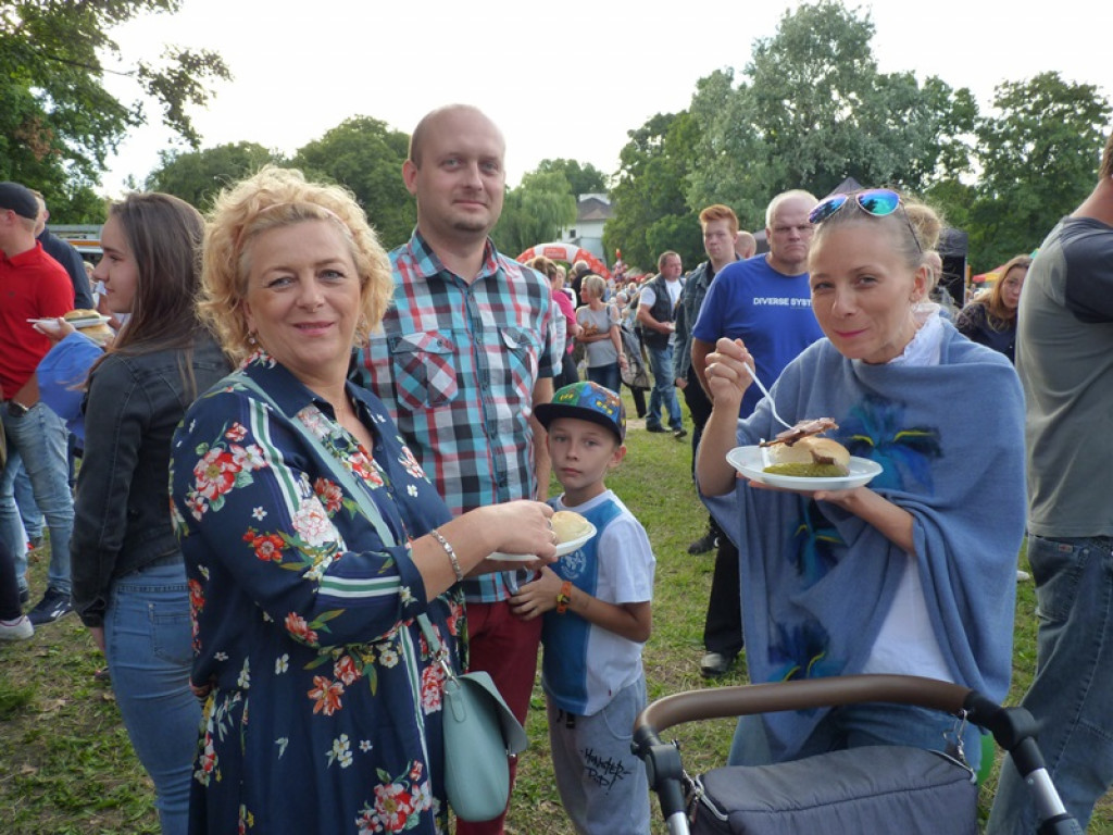 Świetna zabawa na Dniu Kiernozkiego Dzika