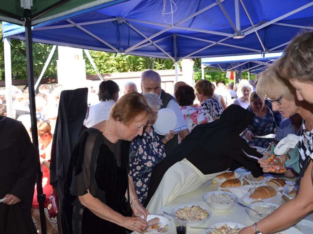 Radosny jubileusz łowickich bernardynek