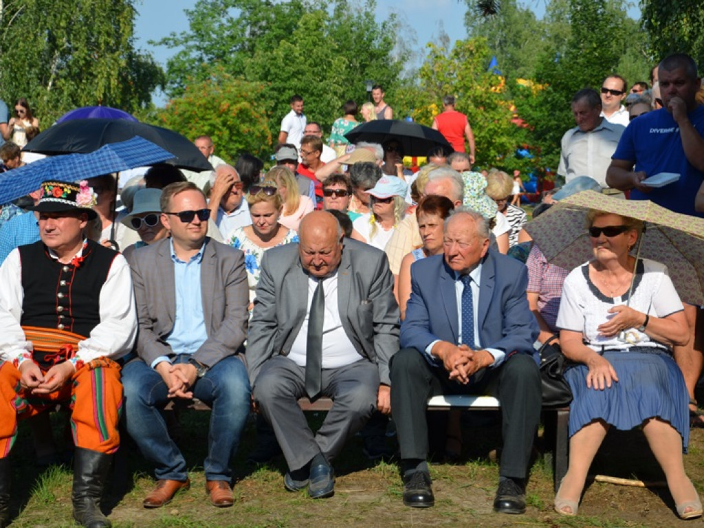 Żniwa i folklor w skansenie w Maurzycach