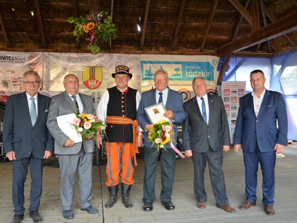Żniwa i folklor w skansenie w Maurzycach