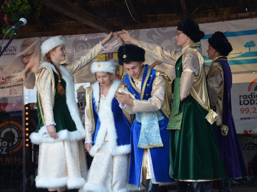 Żniwa i folklor w skansenie w Maurzycach