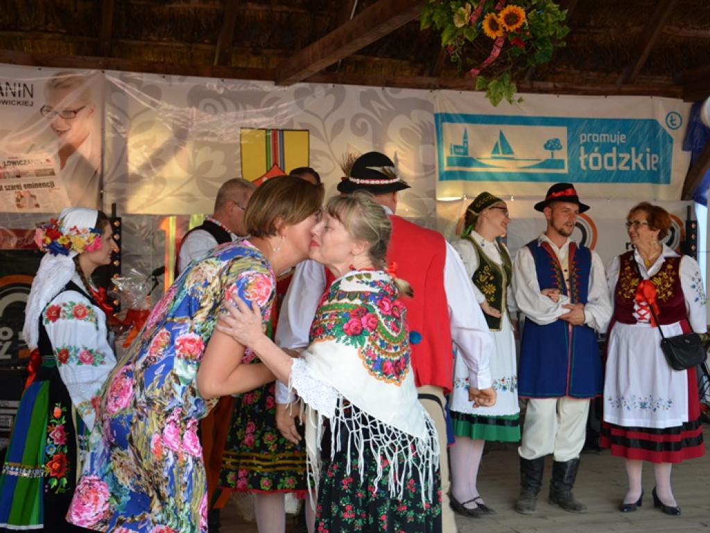 Żniwa i folklor w skansenie w Maurzycach