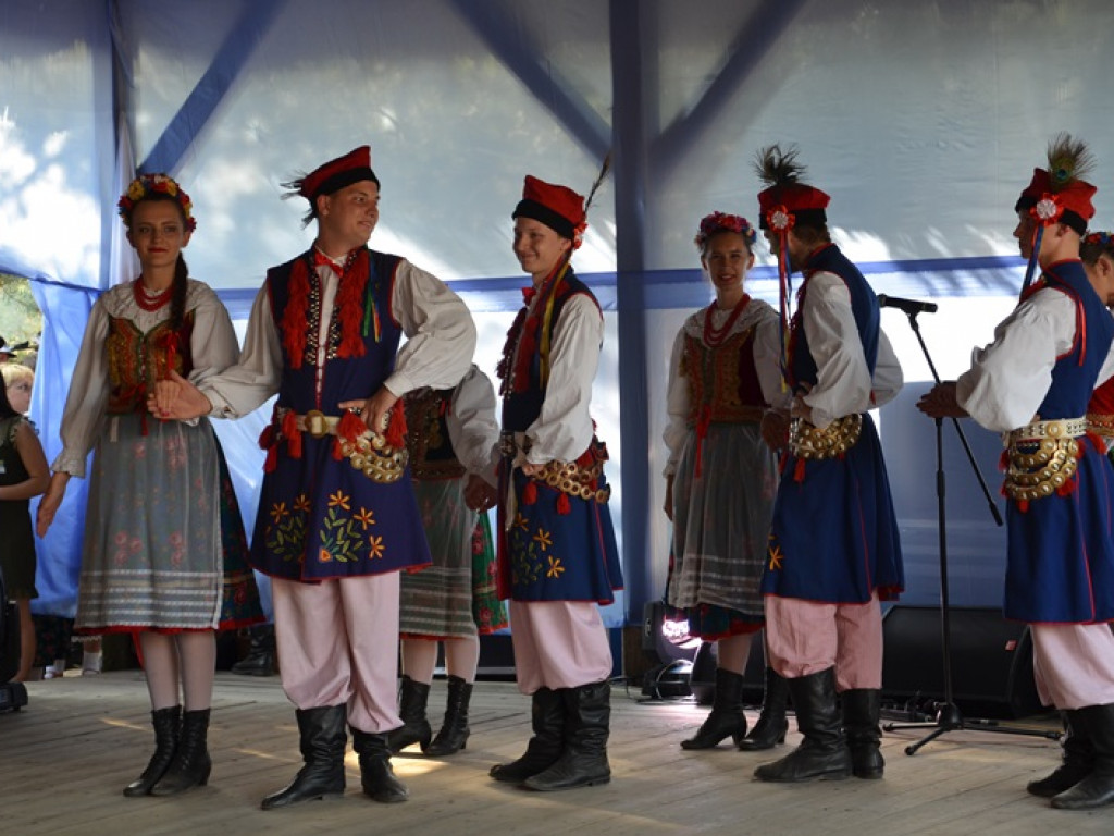 Żniwa i folklor w skansenie w Maurzycach