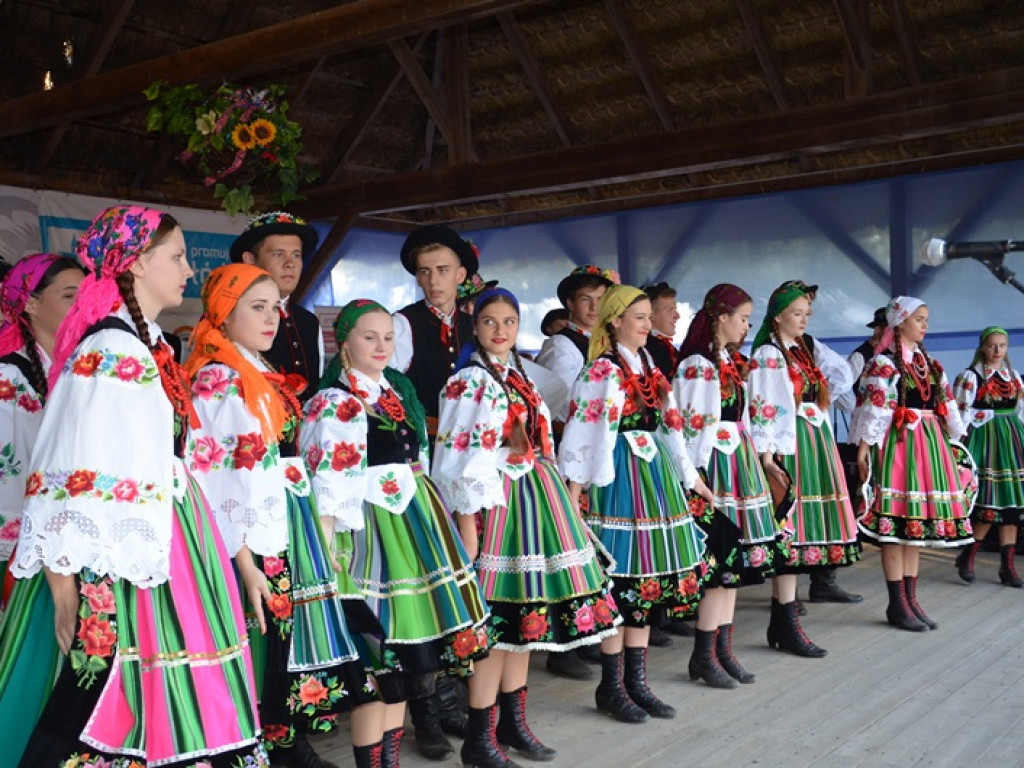 Żniwa i folklor w skansenie w Maurzycach