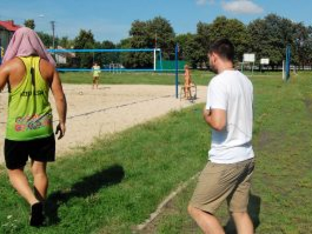 Czwarty finał mikstów w piłce plażowej