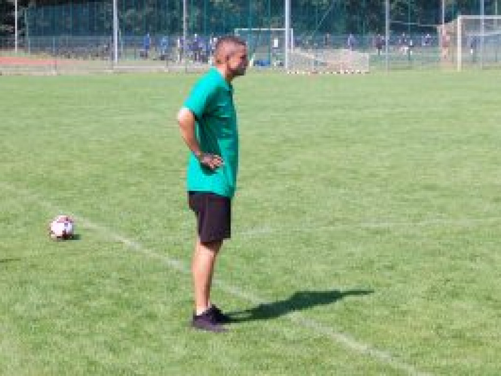 Duże boisko nie przeraziło Pelikana-2007