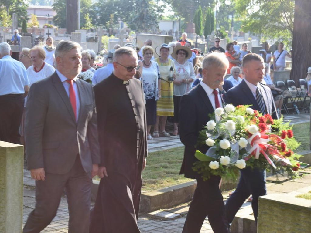 Łowicz oddał hołd powstańcom warszawskim - aktualizacja