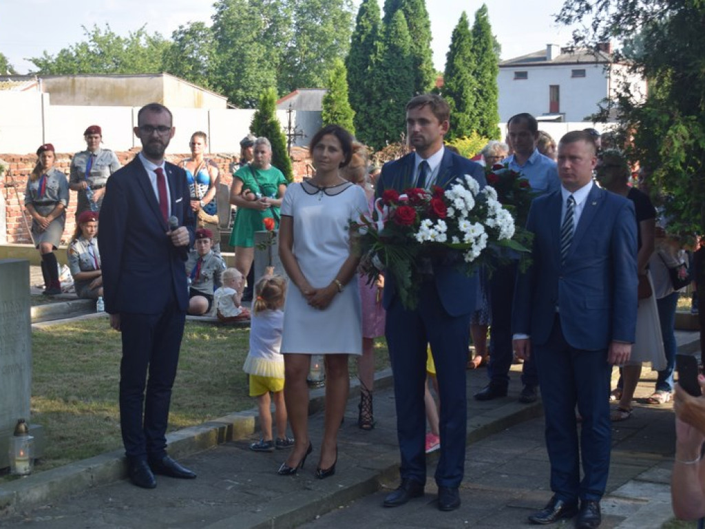 Łowicz oddał hołd powstańcom warszawskim - aktualizacja