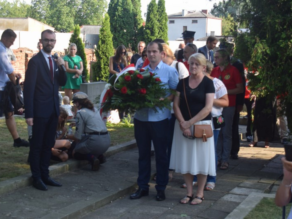 Łowicz oddał hołd powstańcom warszawskim - aktualizacja