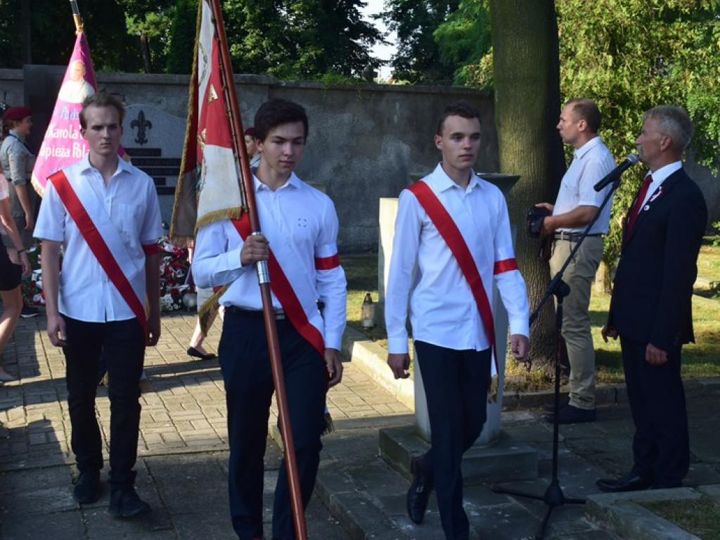 Łowicz oddał hołd powstańcom warszawskim - aktualizacja