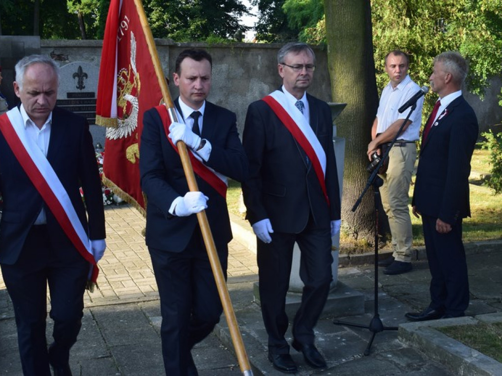 Łowicz oddał hołd powstańcom warszawskim - aktualizacja