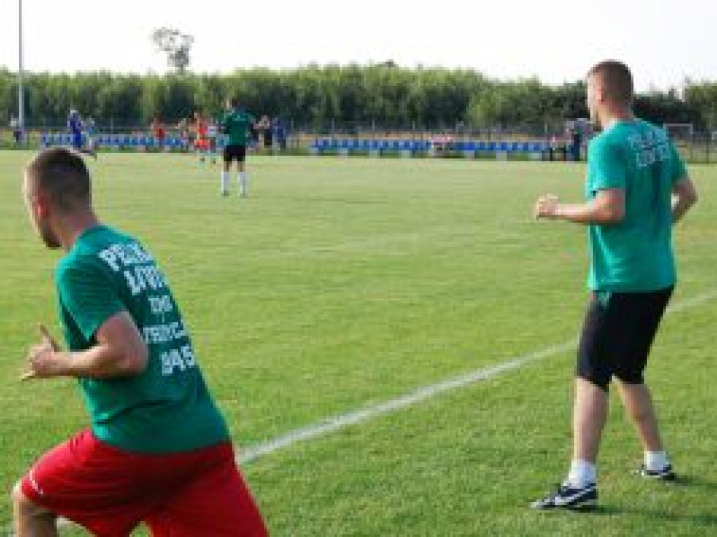 Wyrównaną walkę przegrał Pelikan II