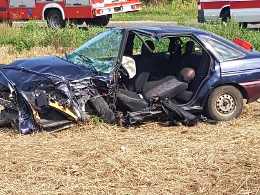 Wypadek w Trzciance. Trzy osoby w szpitalu, w tym dziecko