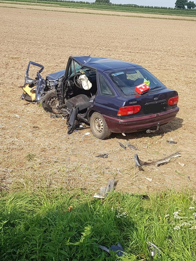 Wypadek w Trzciance. Trzy osoby w szpitalu, w tym dziecko