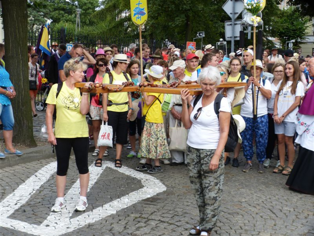 Łowicka Piesza Pielgrzymka Młodzieży już na szlaku