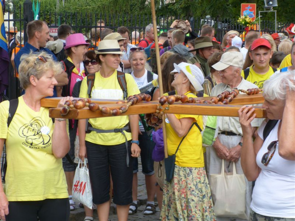 Łowicka Piesza Pielgrzymka Młodzieży już na szlaku
