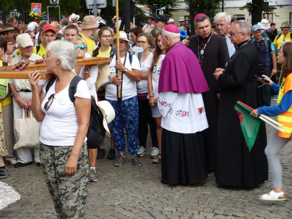 Łowicka Piesza Pielgrzymka Młodzieży już na szlaku
