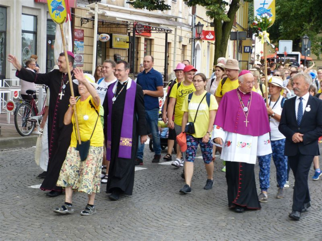 Łowicka Piesza Pielgrzymka Młodzieży już na szlaku