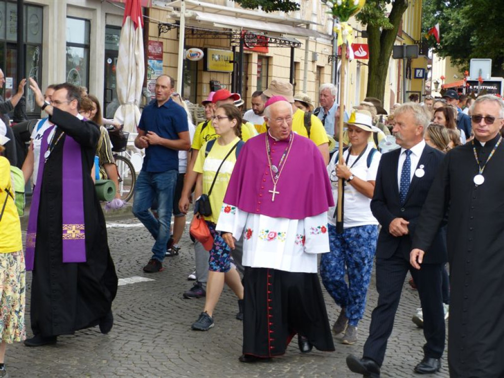 Łowicka Piesza Pielgrzymka Młodzieży już na szlaku