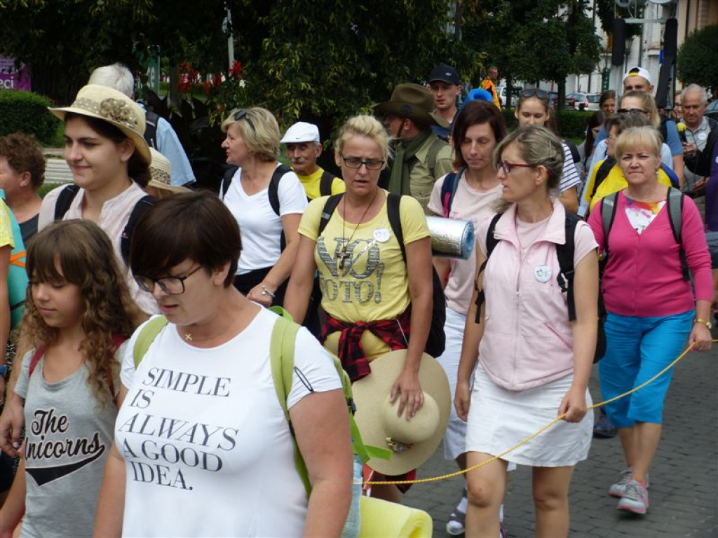 Łowicka Piesza Pielgrzymka Młodzieży już na szlaku