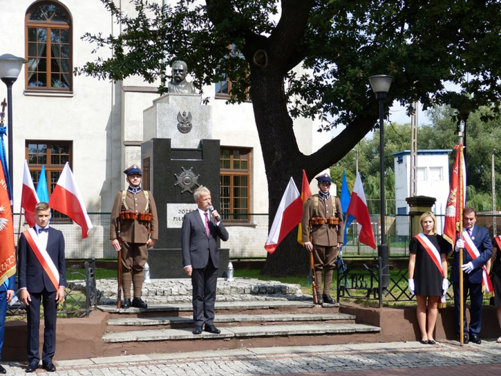 Patriotycznie w Łowiczu, Kiernozi i Zdunach