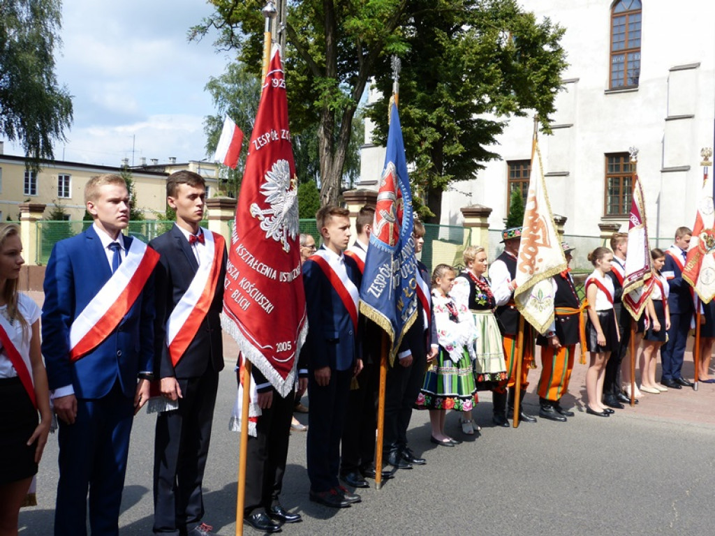 Patriotycznie w Łowiczu, Kiernozi i Zdunach