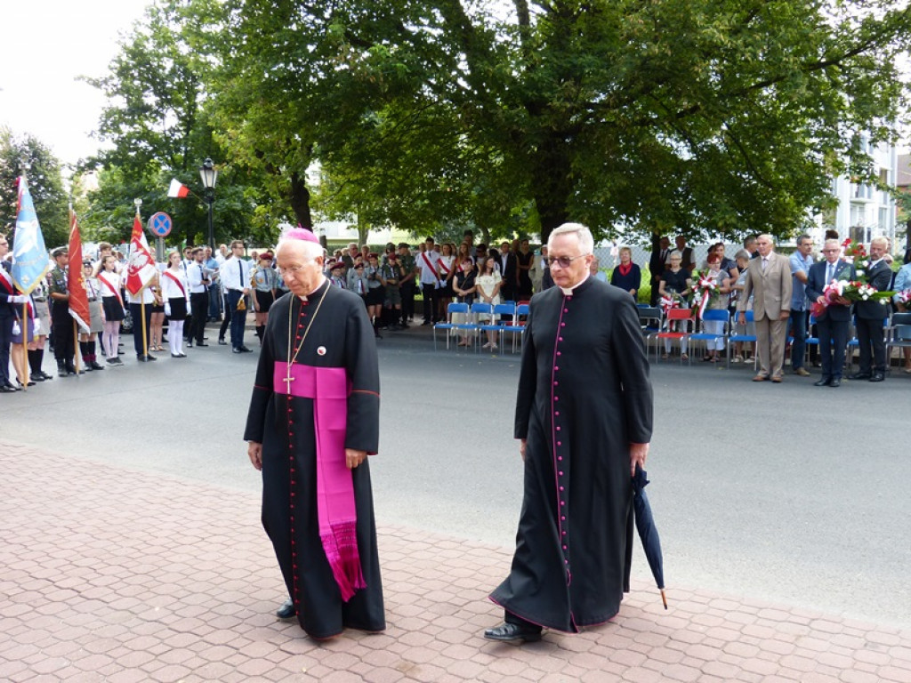 Patriotycznie w Łowiczu, Kiernozi i Zdunach