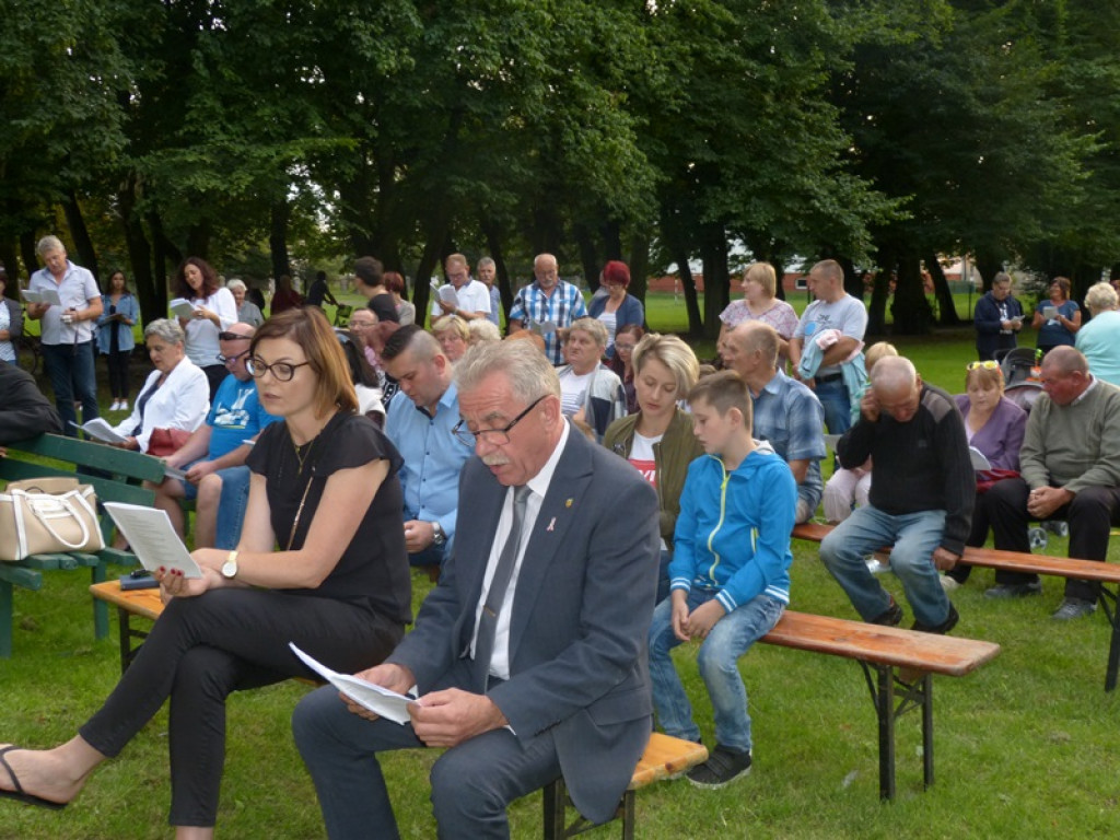 Patriotycznie w Łowiczu, Kiernozi i Zdunach