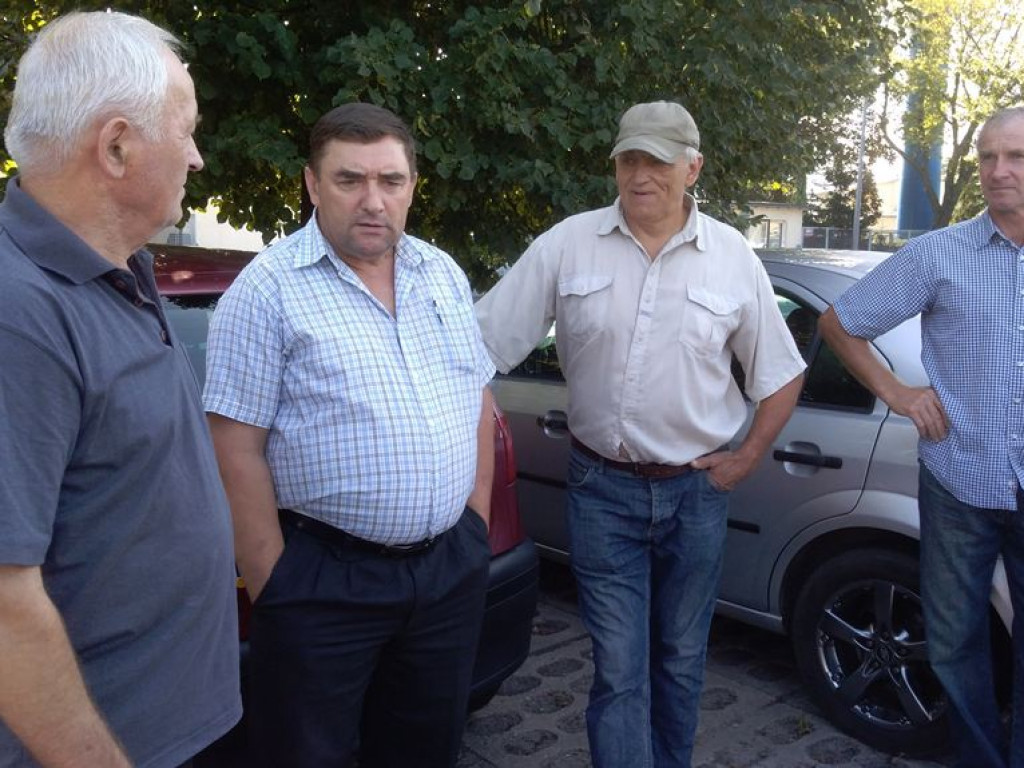 Trwa protest rolników przed OSM Łowicz, a zarządu nie ma [AKTUALIZACJE!]