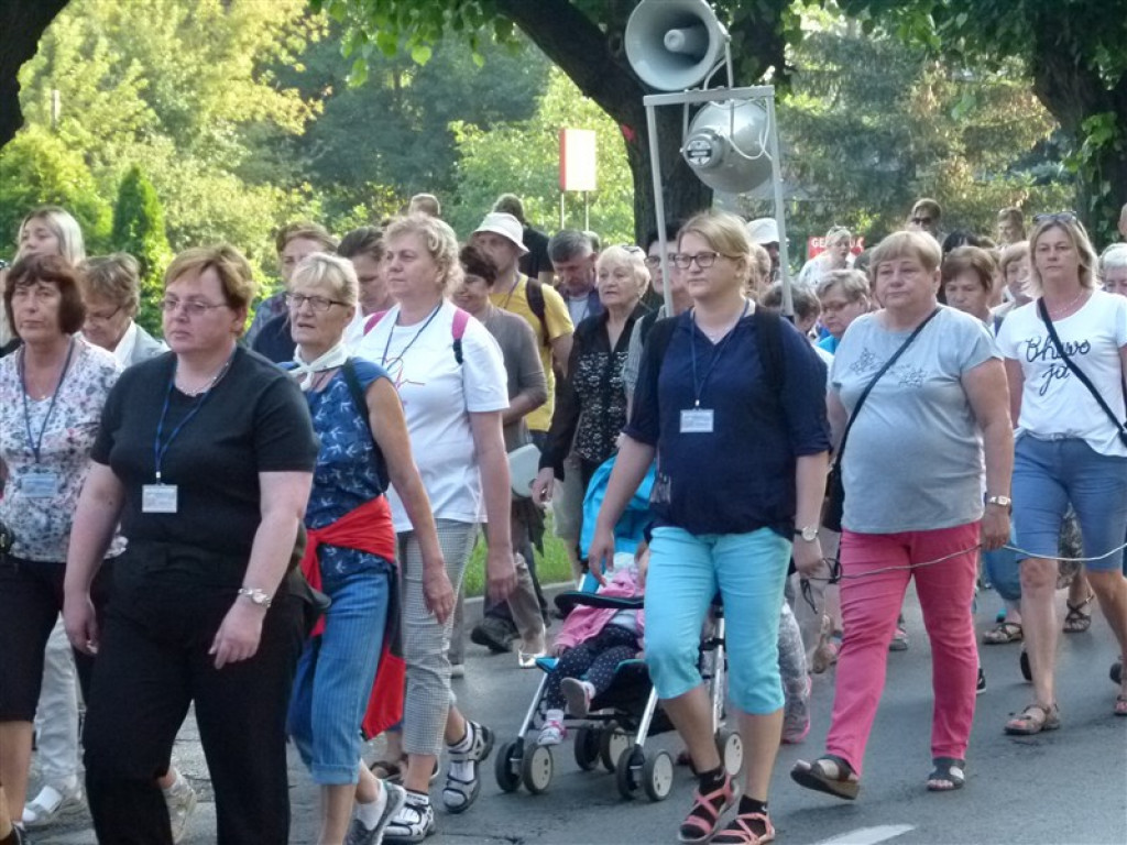 Pielgrzymi z Głowna po raz 32. idą na Jasną Górę