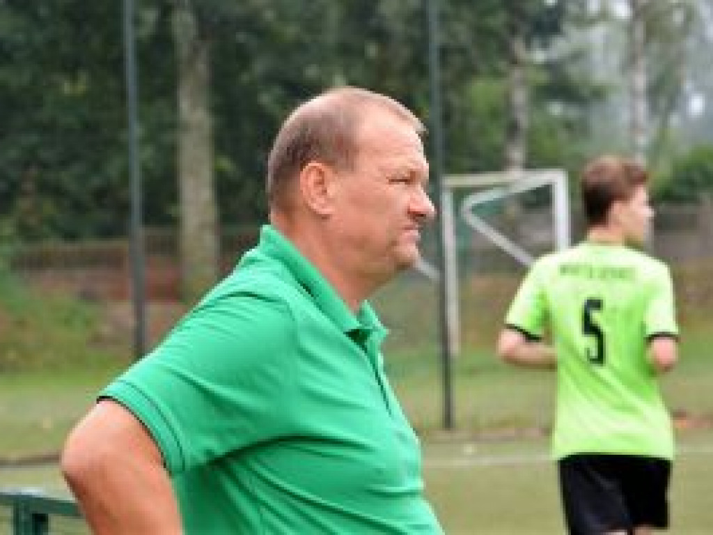 Porażka Pelikana-2002 na rozpoczęcie ligi