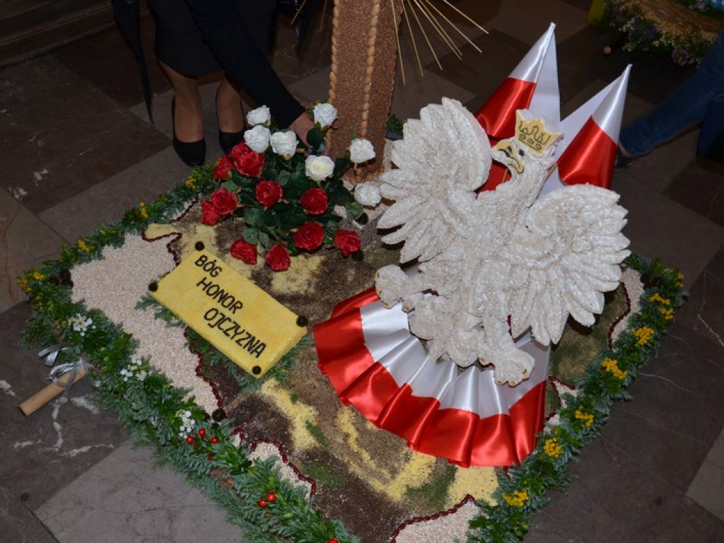 Dożynki w parafii katedralnej