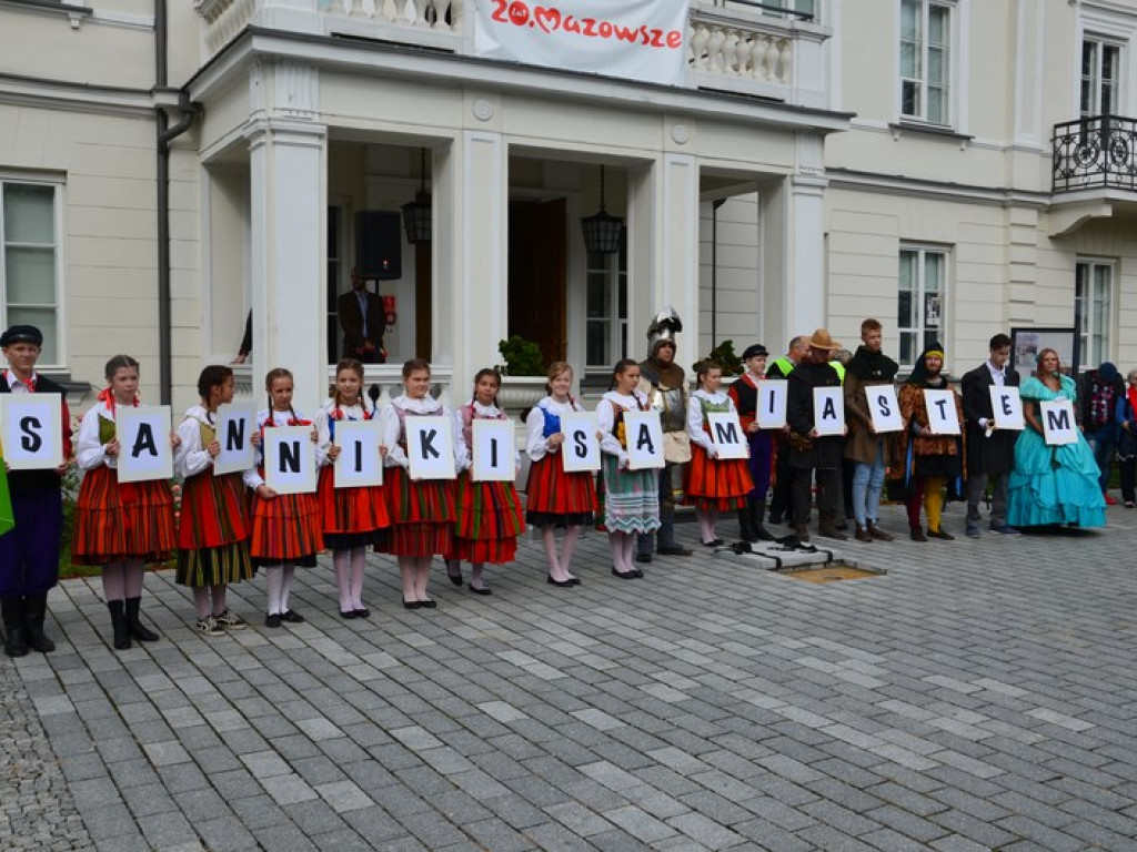 Wyjątkowa Niedziela Sannicka, Sanniki miastem!